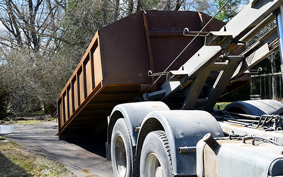 locally-owned dumpster companies offer flexible scheduling